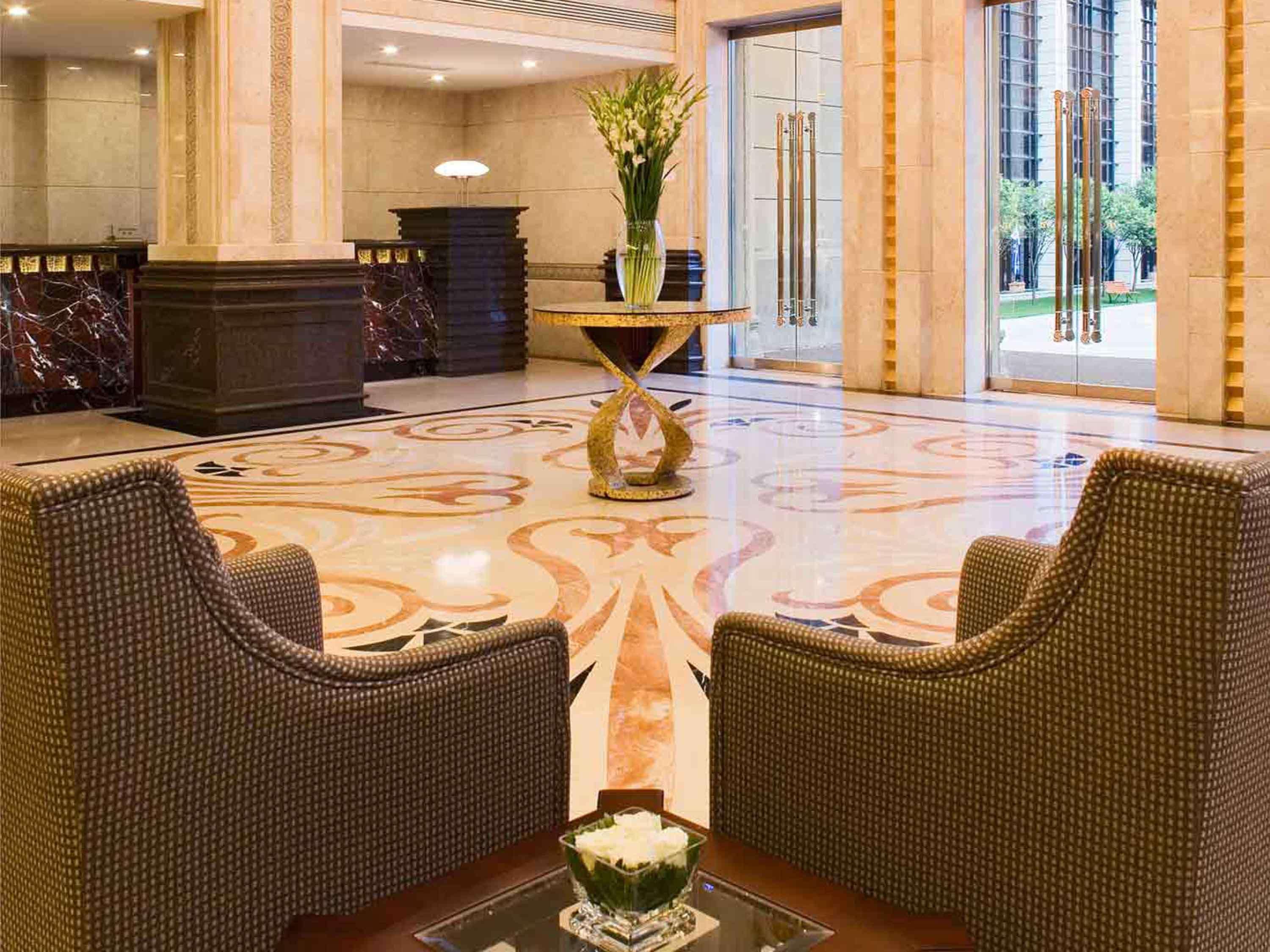 Grand Mercure Xian On Renmin Square Exterior photo