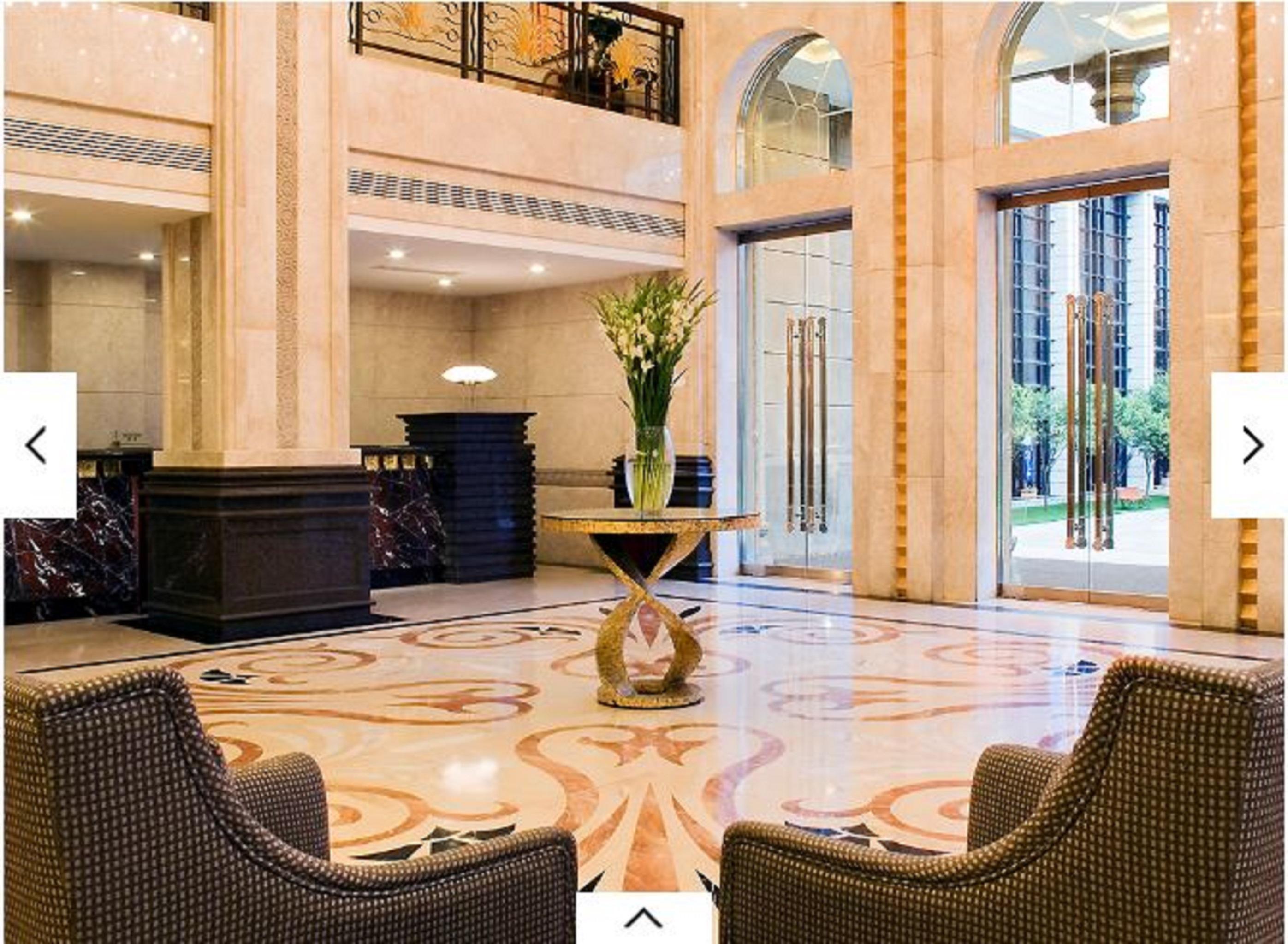 Grand Mercure Xian On Renmin Square Exterior photo
