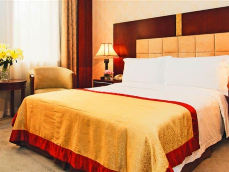 Grand Mercure Xian On Renmin Square Exterior photo
