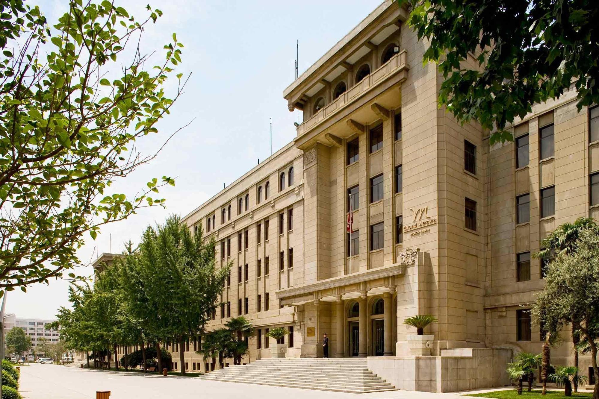 Grand Mercure Xian On Renmin Square Exterior photo