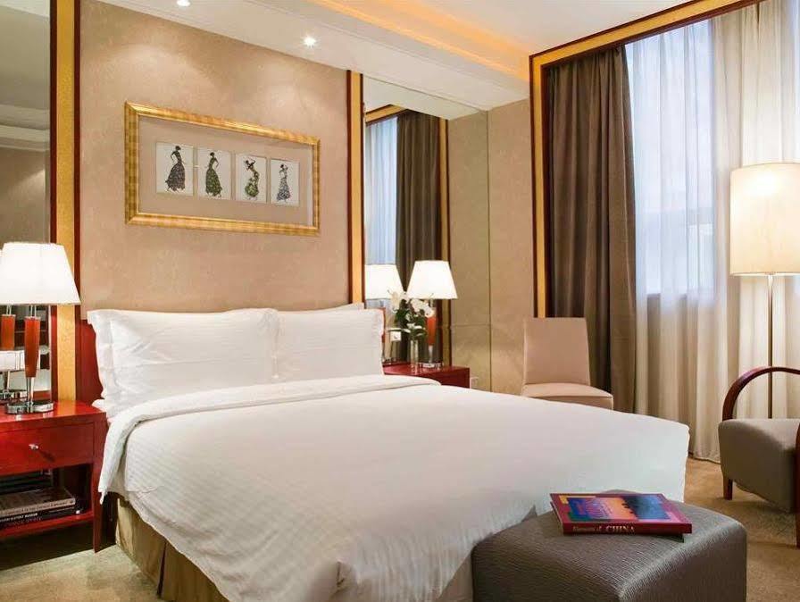 Grand Mercure Xian On Renmin Square Exterior photo