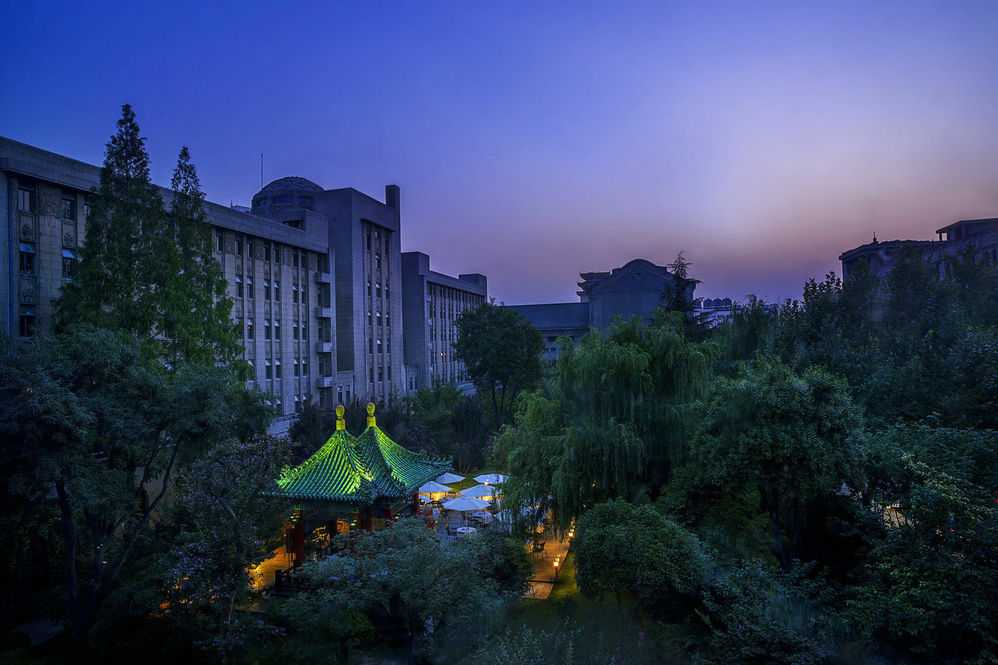 Grand Mercure Xian On Renmin Square Exterior photo