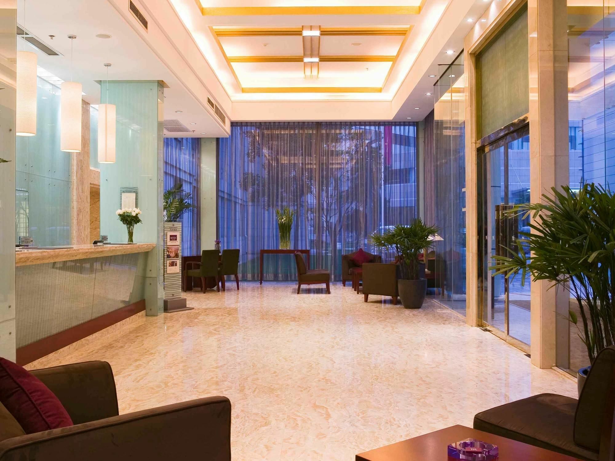 Grand Mercure Xian On Renmin Square Exterior photo