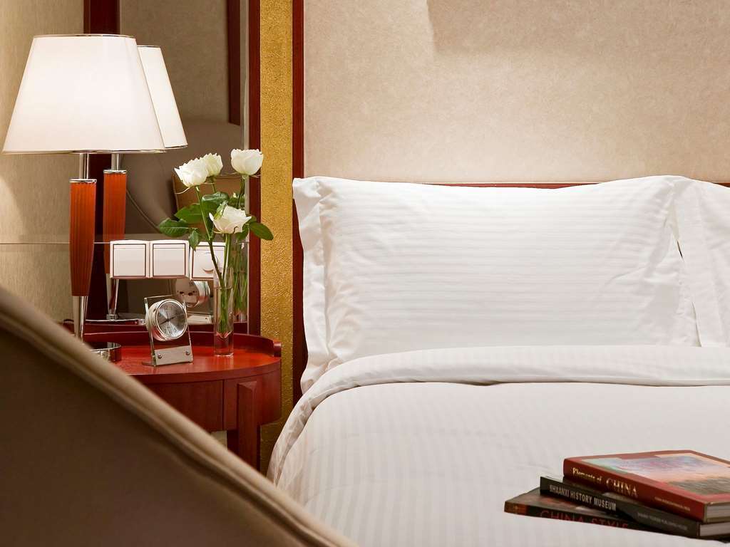 Grand Mercure Xian On Renmin Square Room photo